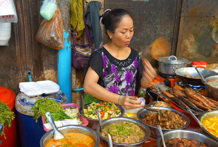 IFC Helps ACLEDA Bank Plc. Increase Lending to Small Businesses and Women-owned SMEs in Cambodia